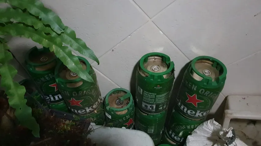 Vendo Barril Heineken vazio