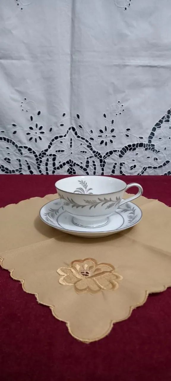 Antiga xícara porcelana noritake 