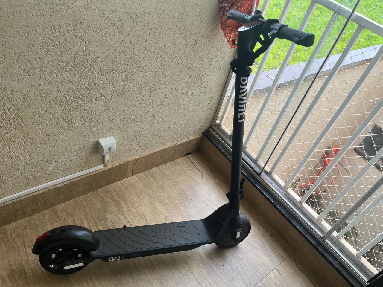 Patinete Elétrico Davinci DV2 350W - até 30 km - Dobrável