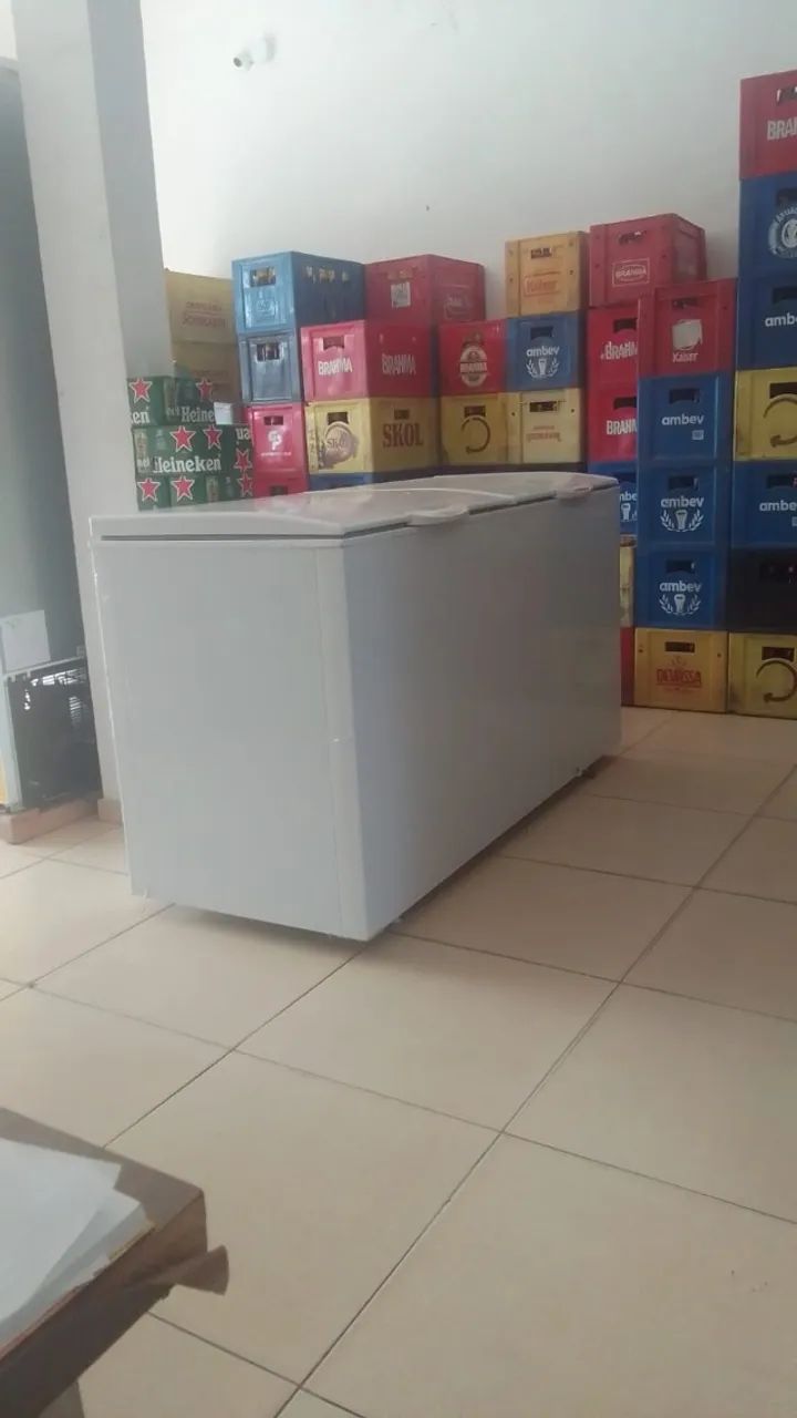 LOCAÇÃO DE MESAS, CADEIRAS, TAMPOES , CAIXA TERMICA E FREEZER - Foto 2