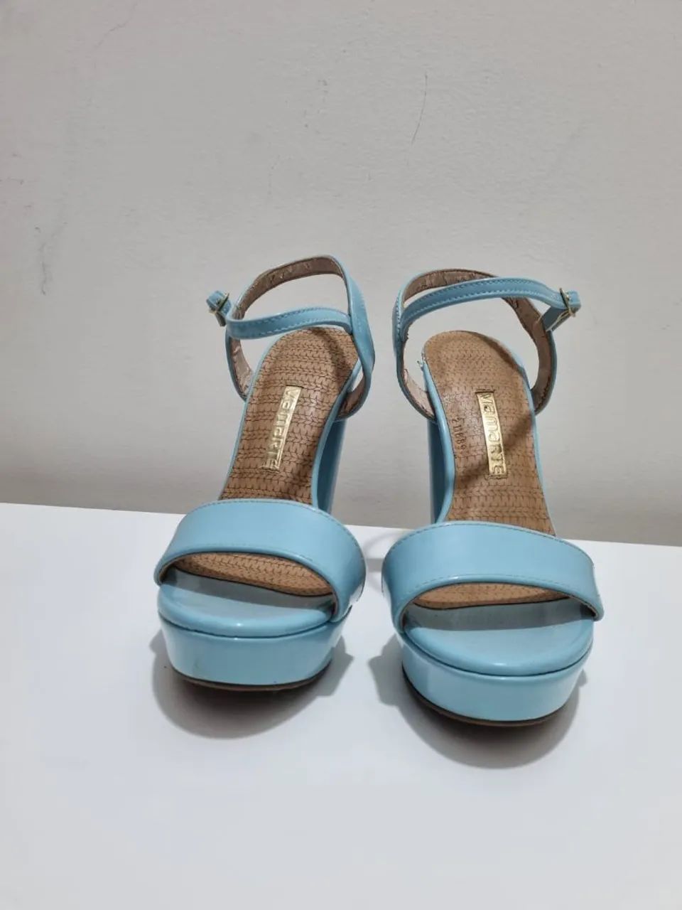 Sandália Salto Alto Azul via marte - Foto 4
