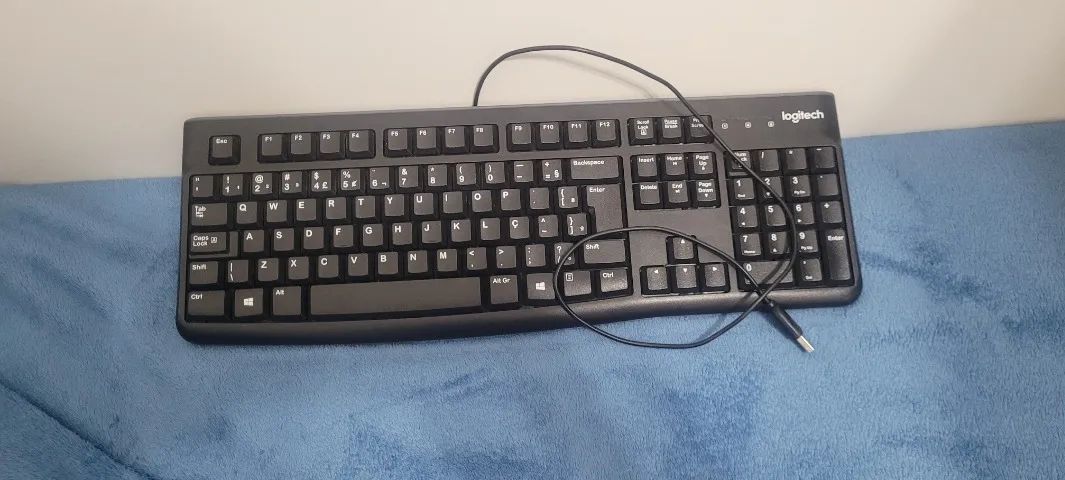 Teclado Logitech k120