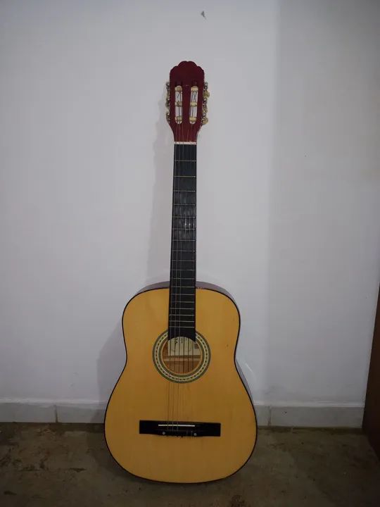 Violão estudante semi novo