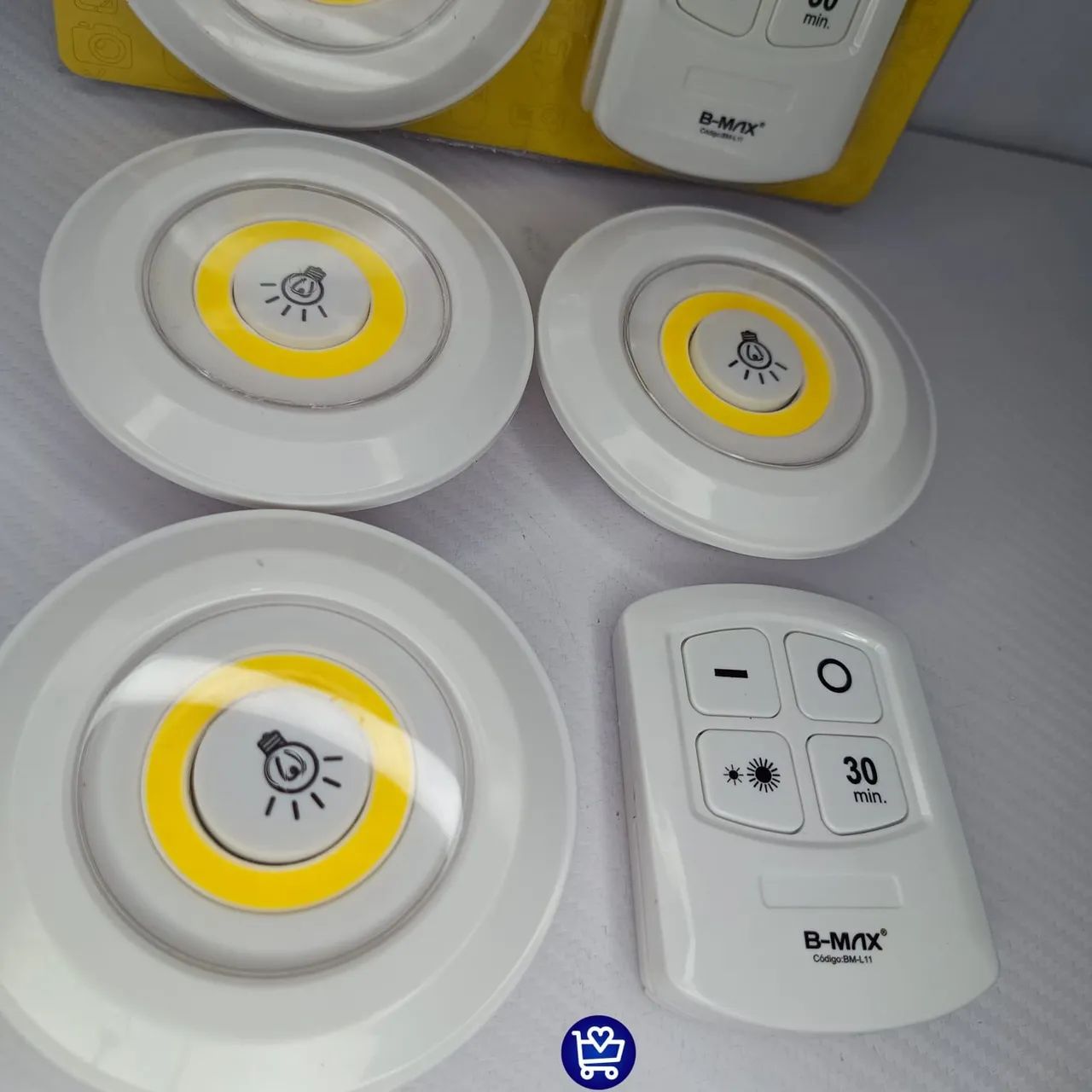 Kit Luminária LED B-MAX com Controle Remoto - Foto 2