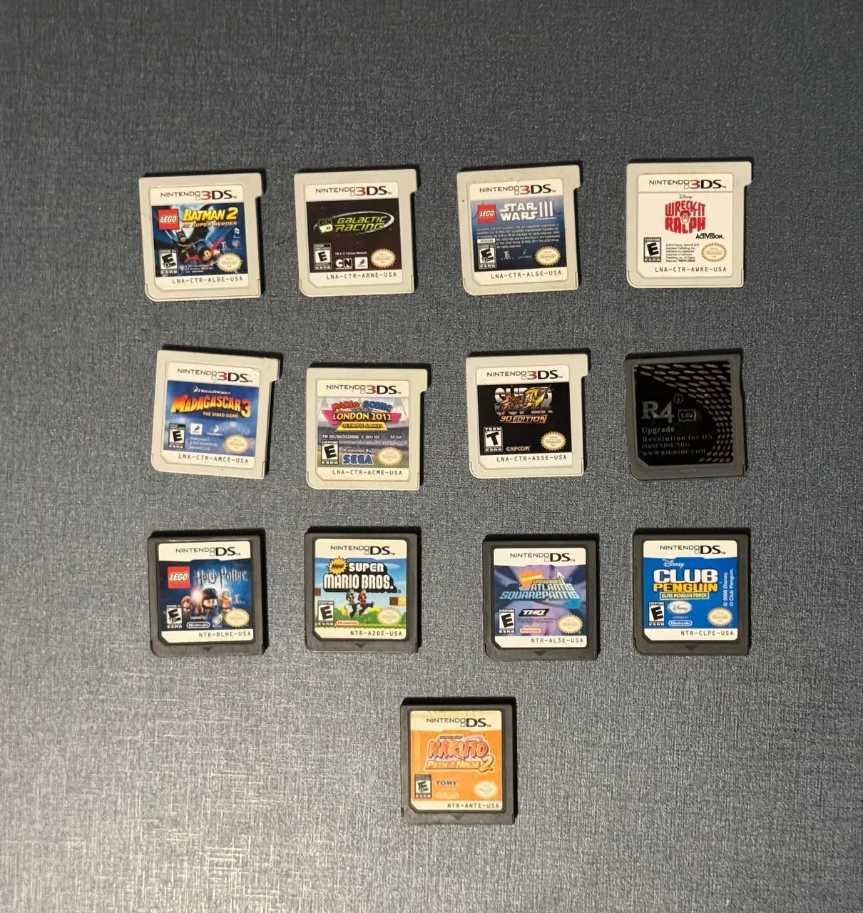 Nintendo 3DS + 13 jogos diversos - Jogos de Vídeo Game - Santana
