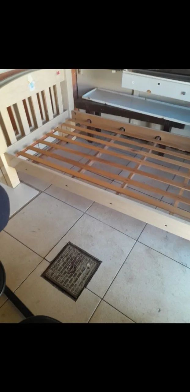 Cama Box de madeira