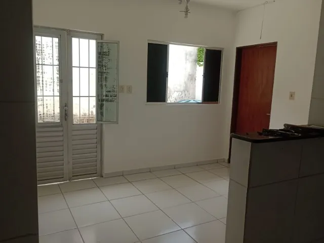 CASA /ALUGUEL ( barro duro)