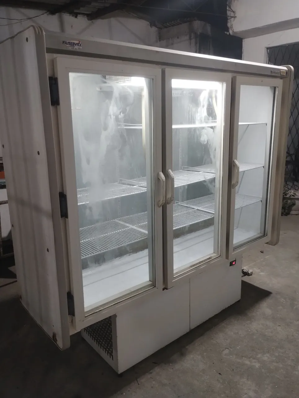 Freezer expositor 03 portas