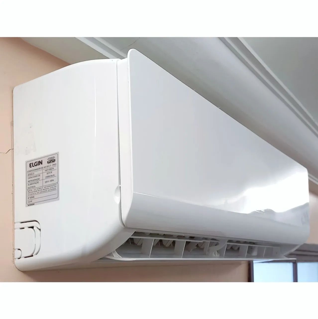 Evaporadora Split Elgin 18000 BTUs Frio Modelo HAFI18B2FA Eco Logic 220V