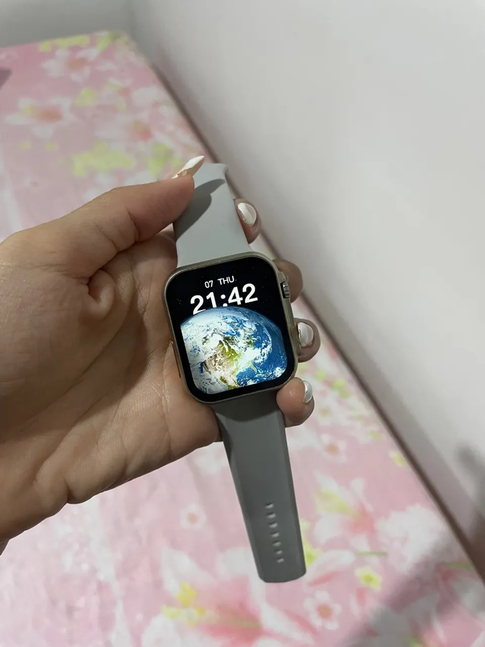 Smartwatch com tela vibrante e design moderno