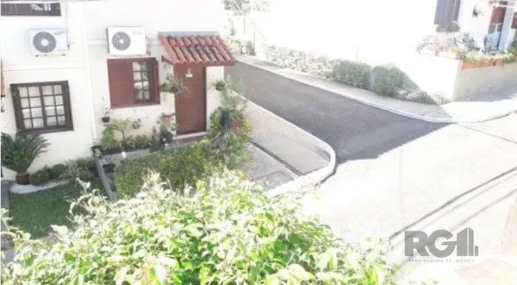 CASA/SOBRADO 2 DORMITÓRIOS I BAIRRO VILA NOVA