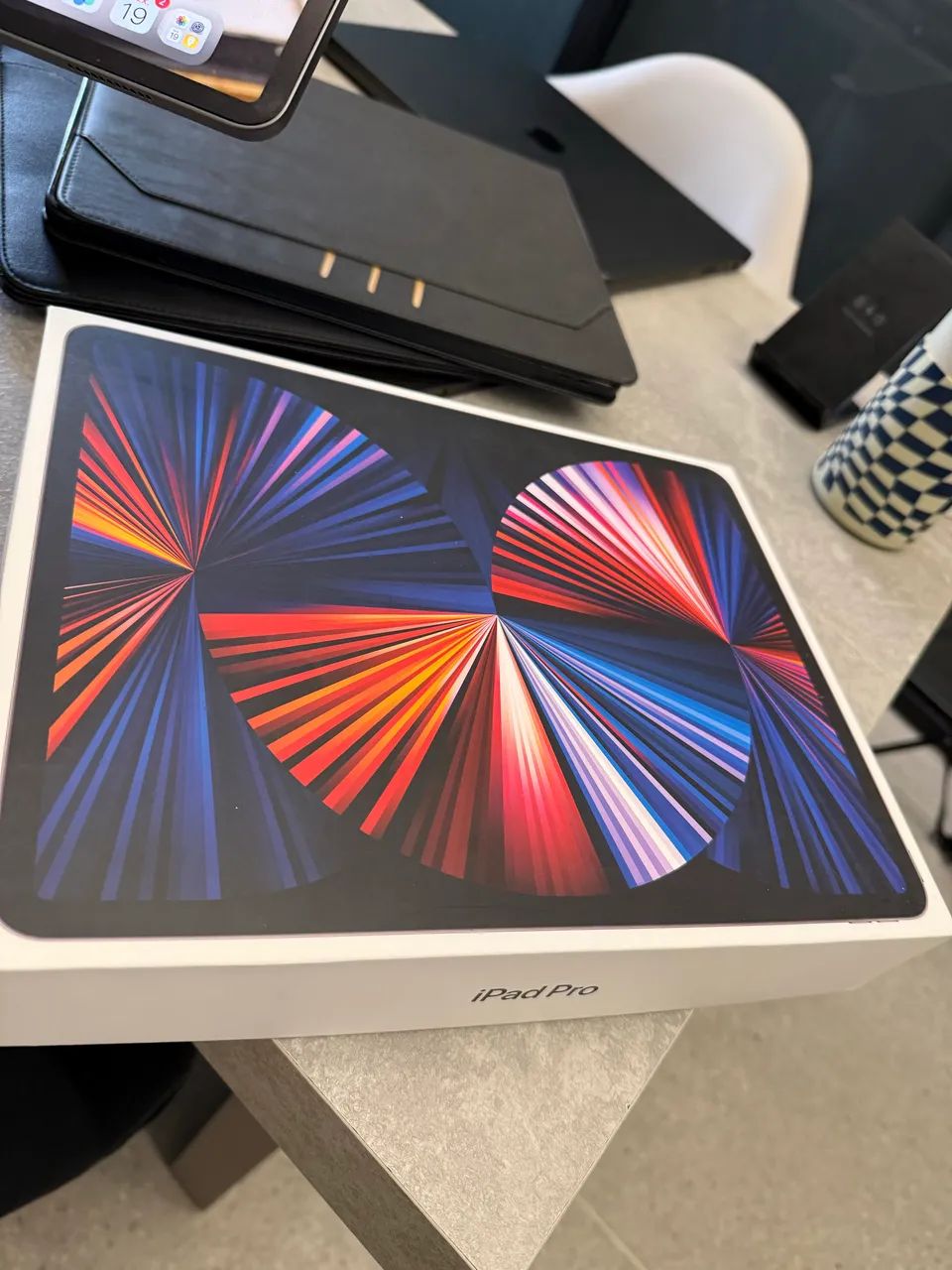 iPad Pro 13インチ　256GB Comprar iPad Pro de 13 polegadas Wi‑Fi + Cellular 256 GB com vidro