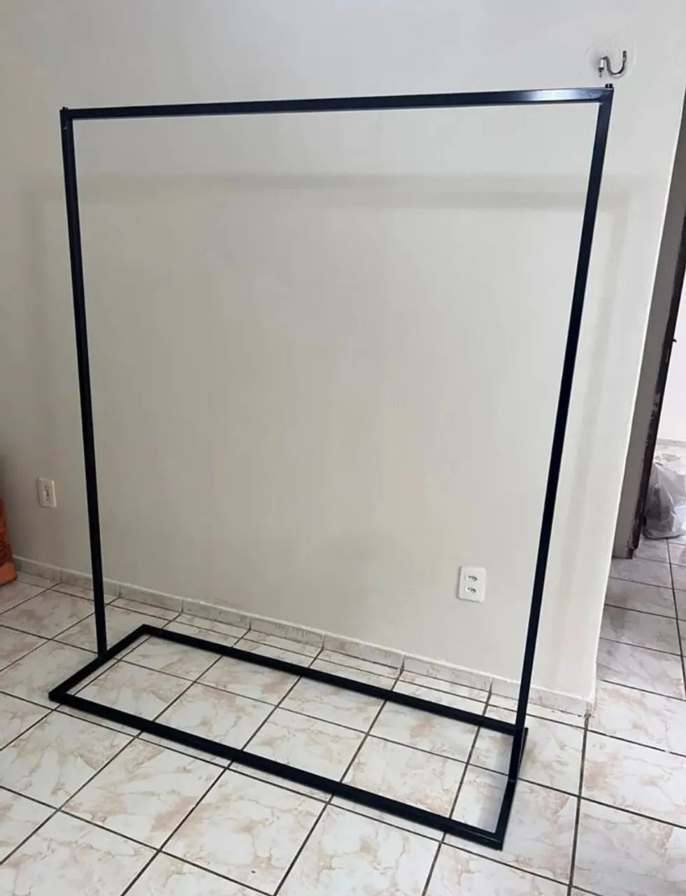 Expositor de roupa 