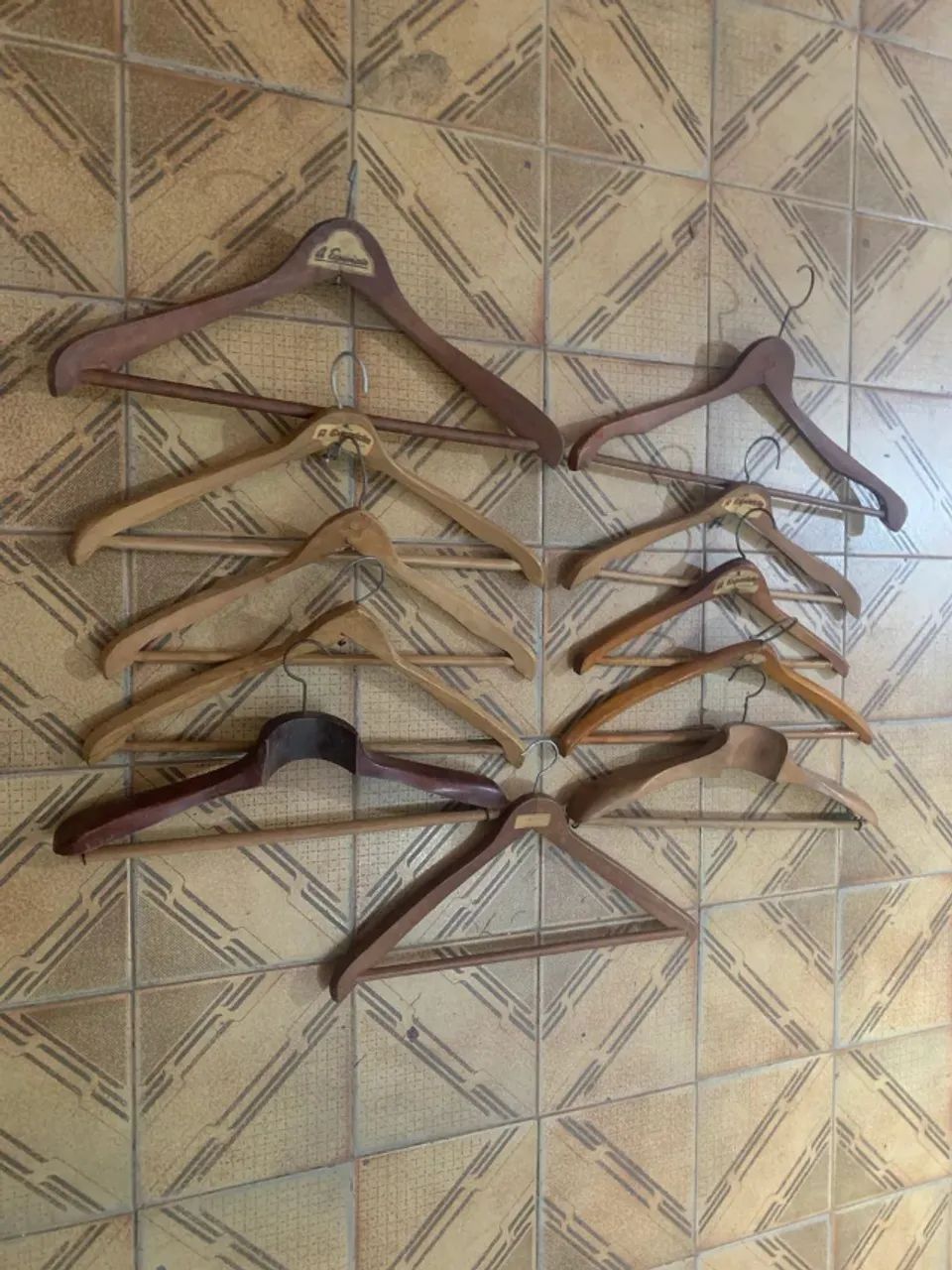 Lote com 11 Cabides Antigos de Madeira", "Vintage A Exposição SP - Foto 3