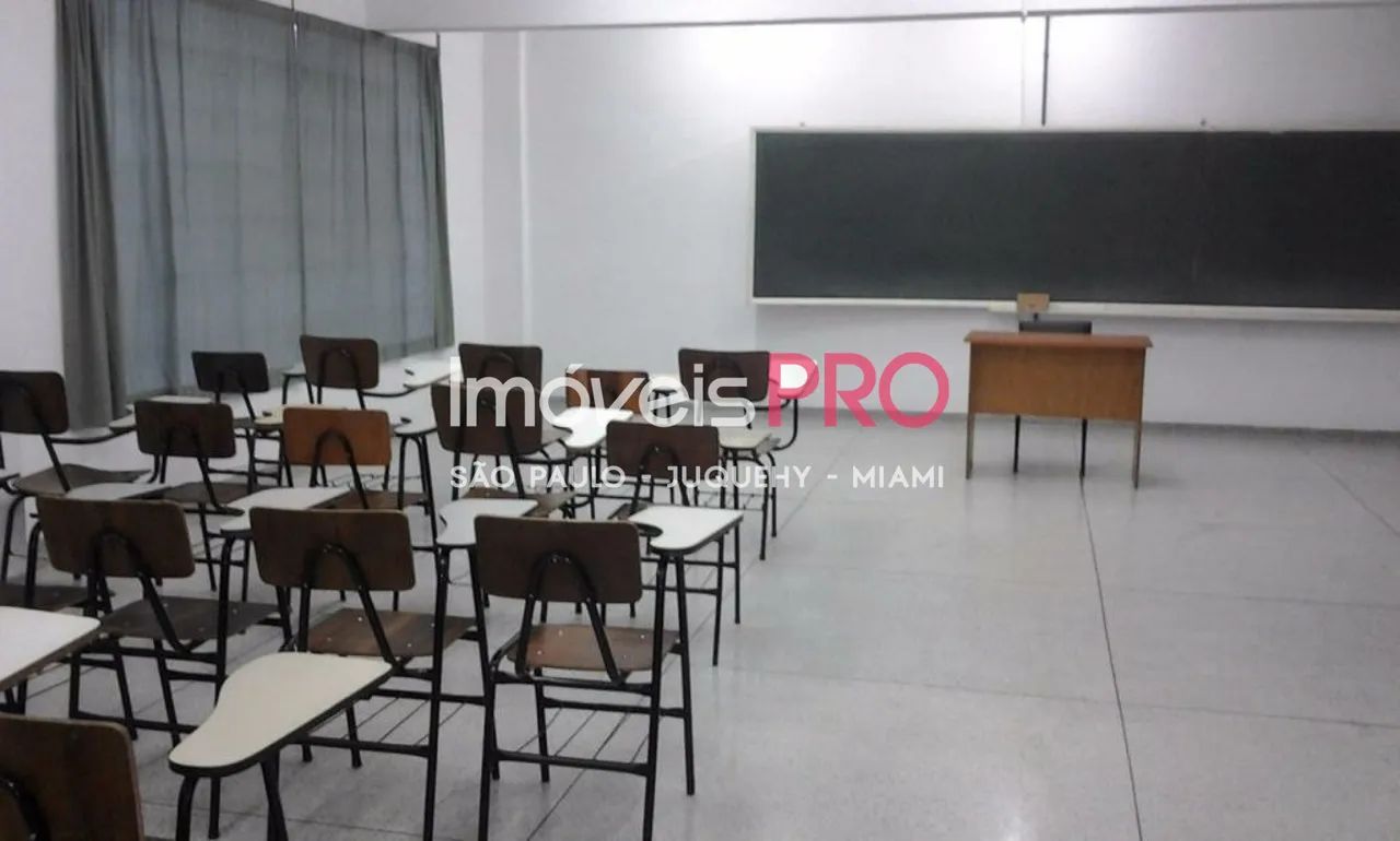 Monousuário com 10 pavimentos 2 elevadores