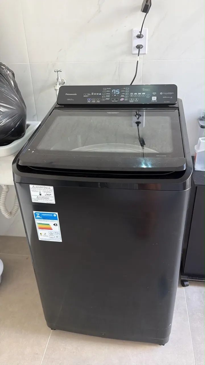Máquina de lavar roupas 