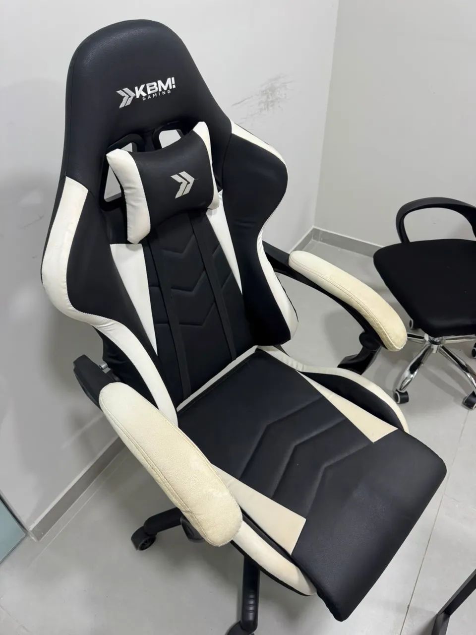 VENDO CADEIRA GAMER  - Foto 3