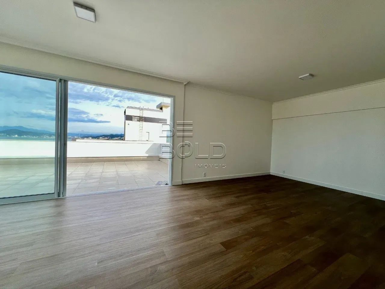 Cobertura plana com vista mar e 4 dormitórios Bom Abrigo - Foto 5