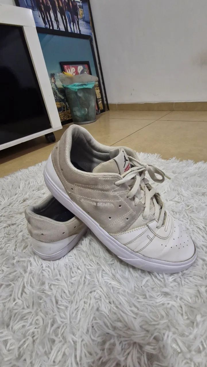 Tenis Air Jordan Branco - Foto 3