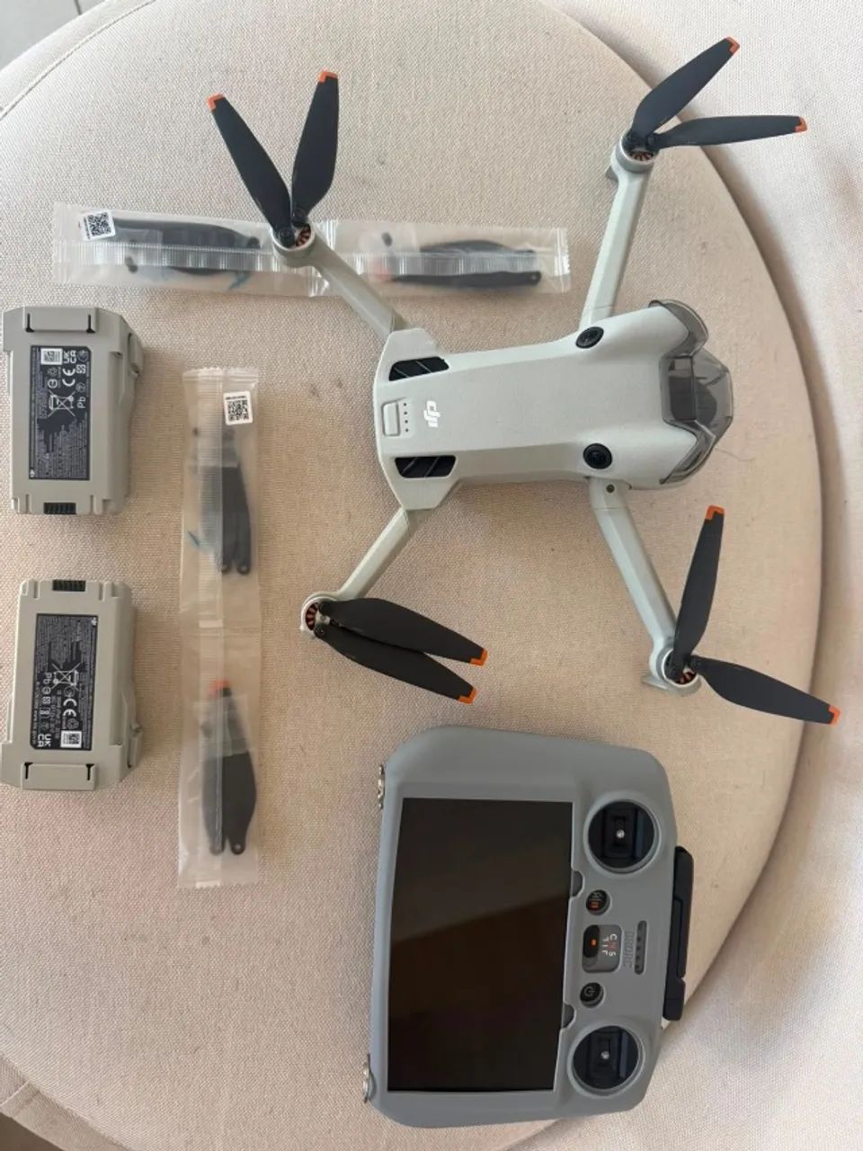 DJI Mini 4 Pro com bateria de 47 minutos