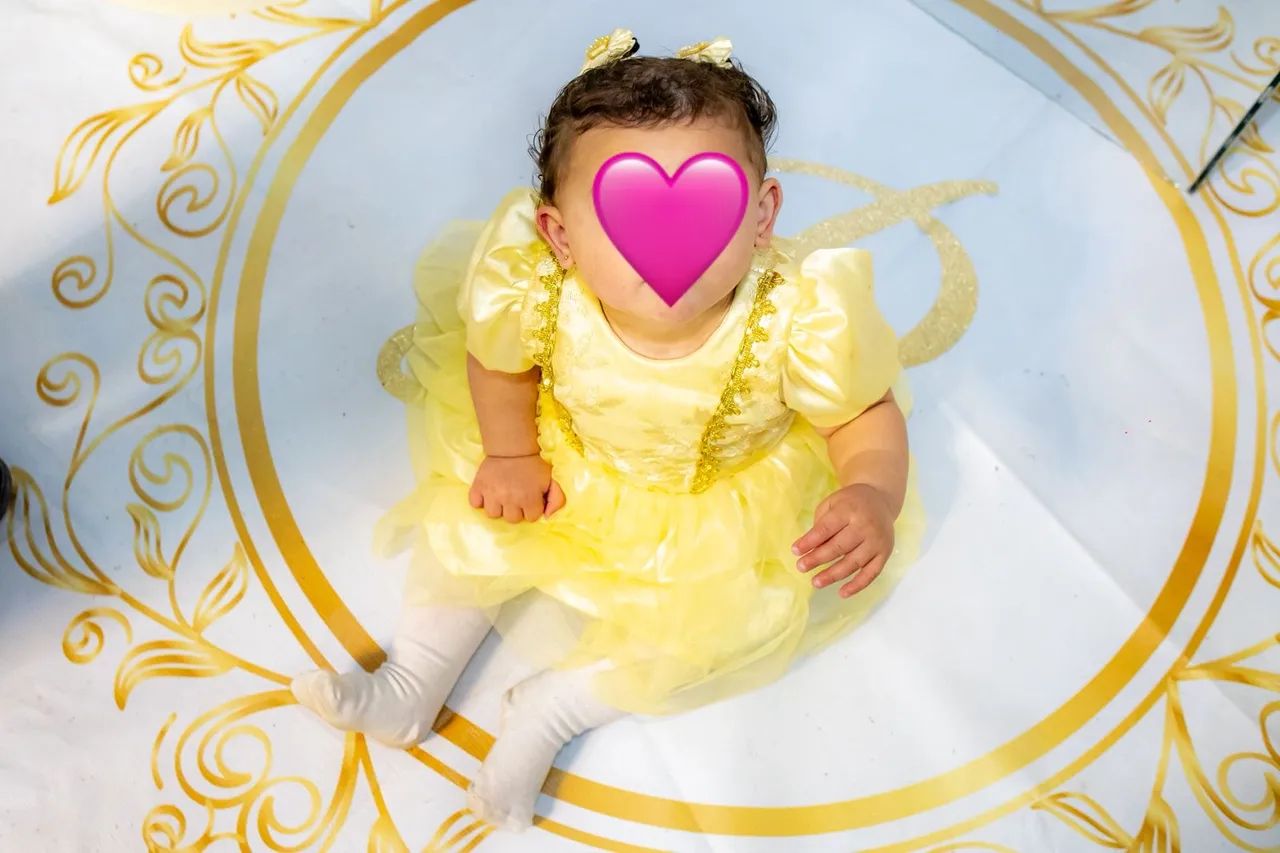 Vestido 2 em 1 bela e a fera 1 ano  - Foto 2