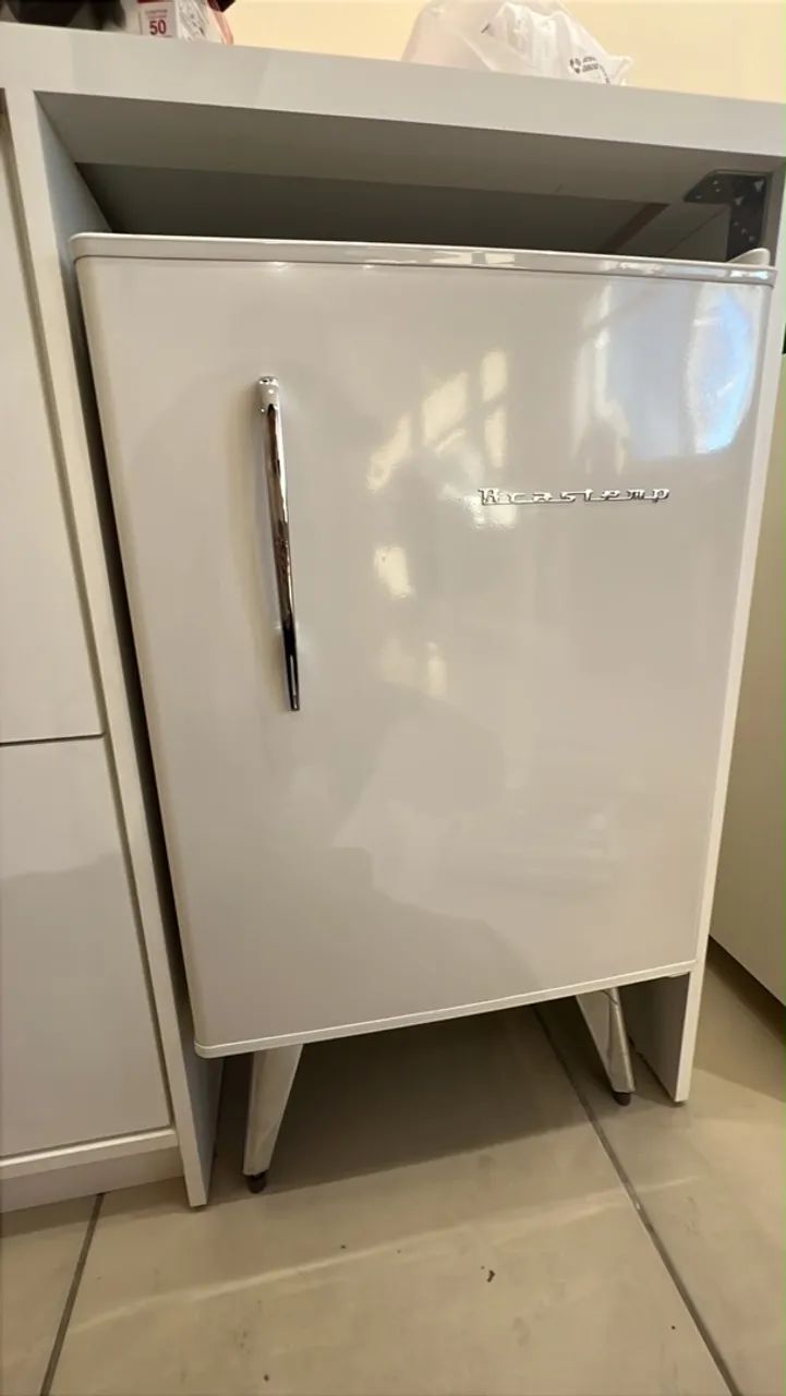 Frigobar Retrô 