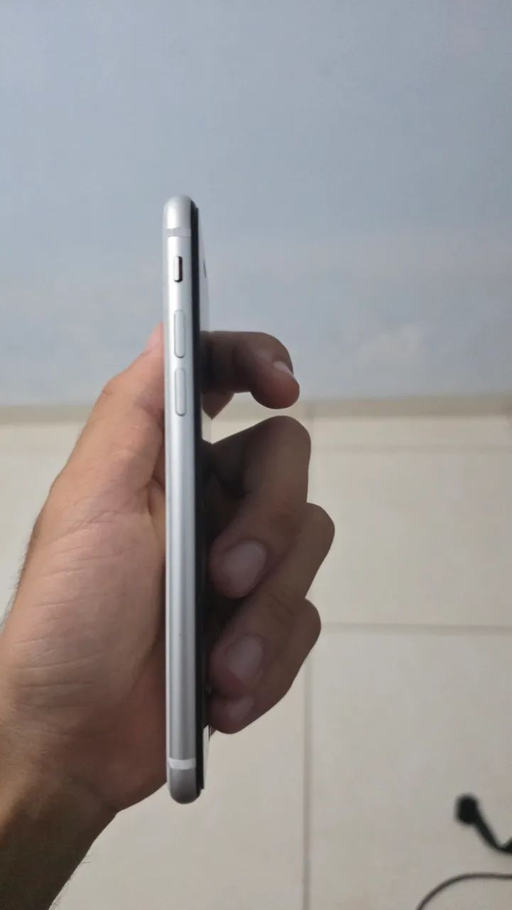 IPhone SE 2020 (2ª geração) - Foto 2