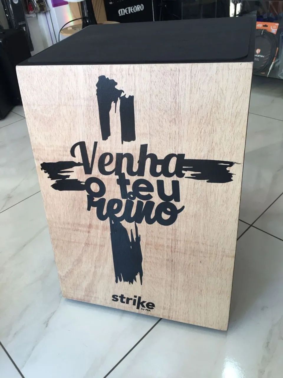 Cajon strike elétrico