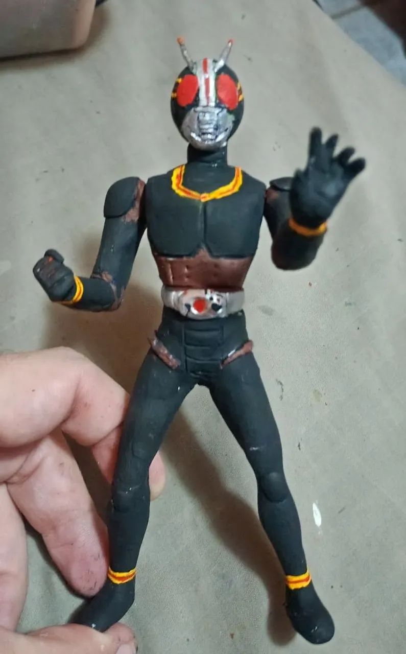 Black Kamen Rider, só por encomenda