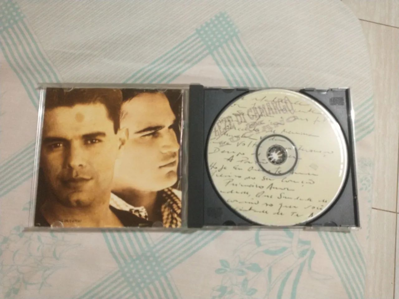 Vendo cd do Zezé original. - Foto 3