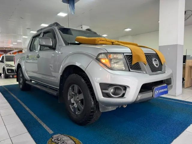 Nissan Frontier Frontier SV AT.CD 4x4 2.5 TB Diesel Mec. 2014