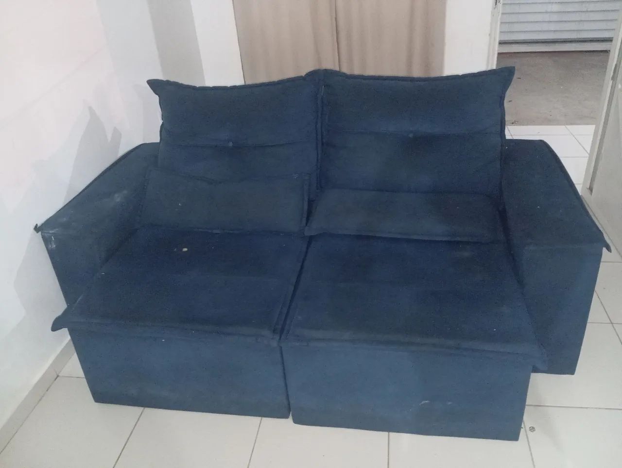 Sofá retrátil reclinável 