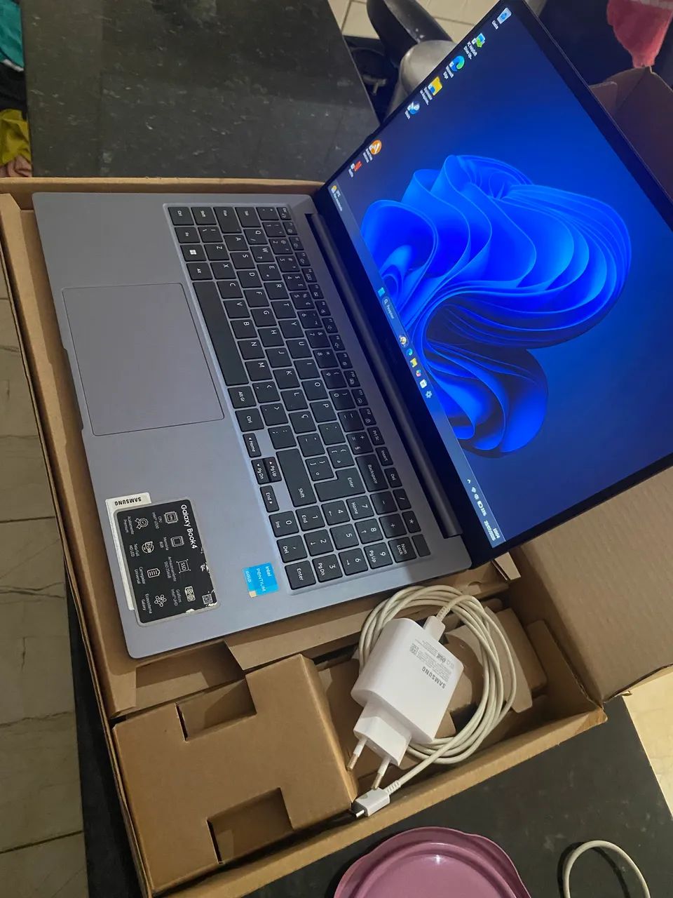 Notebook Samsung book 4 - Foto 4