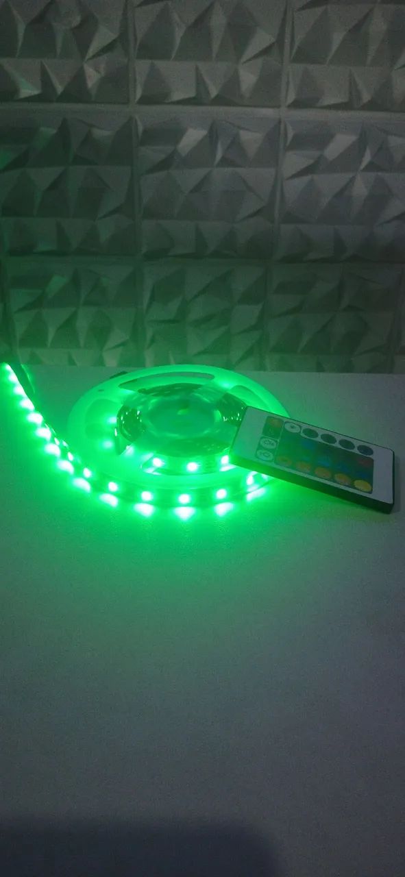 Fita de led rgb 5050 colorida com 5 mt