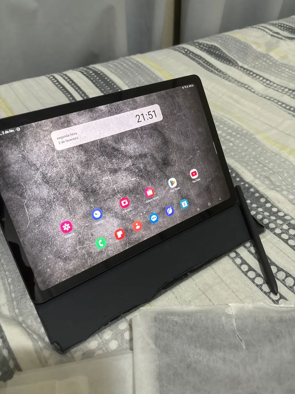 Tablet Samsung Tab S6 Lite - Com acessórios, caixa e nota fiscal - Pra vender logo  - Foto 3