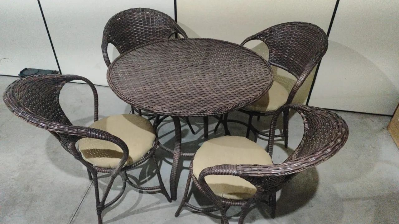 Mesa com 4 cadeiras lindas 1540 - Foto 2