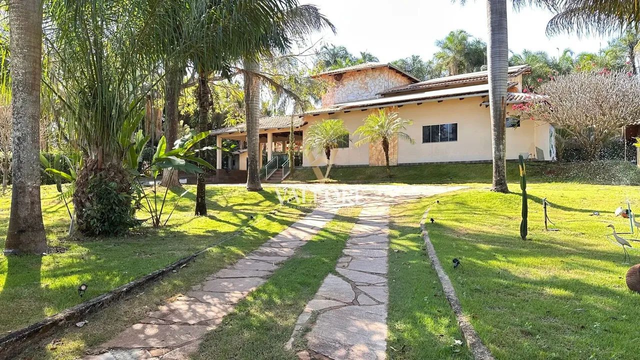 Recanto Di Veneza - Chácara 2.300m² com piscina 20m, pomar, 4Q e lazer completo  Nova Vene