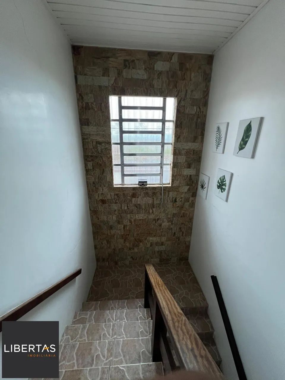 Casa Residencial Semimobiliada com 2 Suítes e Piscina em Viamão, RS - Foto 4