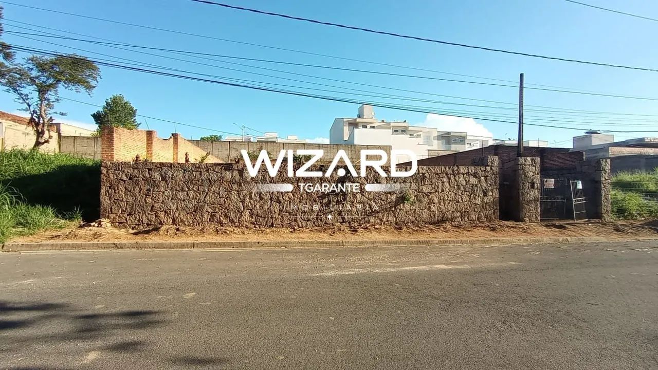 Terreno para venda com 600m² em Amparo