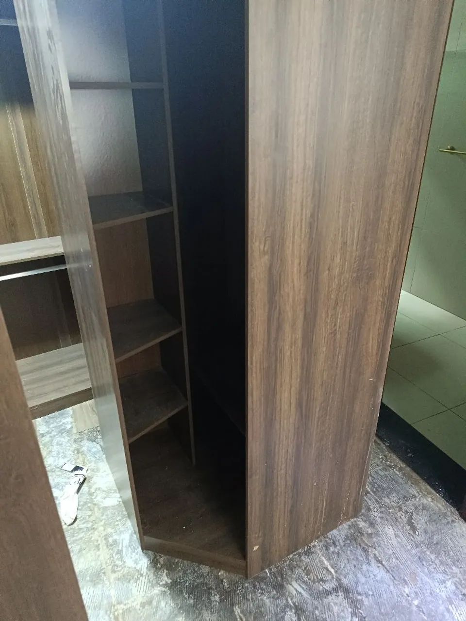 Guarda-roupa modulado/planejado de canto em MDF - Foto 5