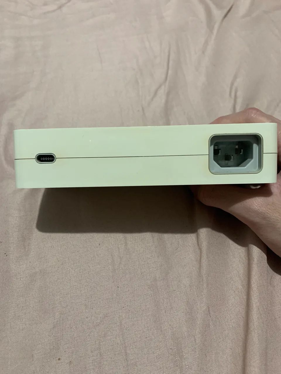 Fonte Apple cinema display a1098 150w com defeito para reparo - Foto 3