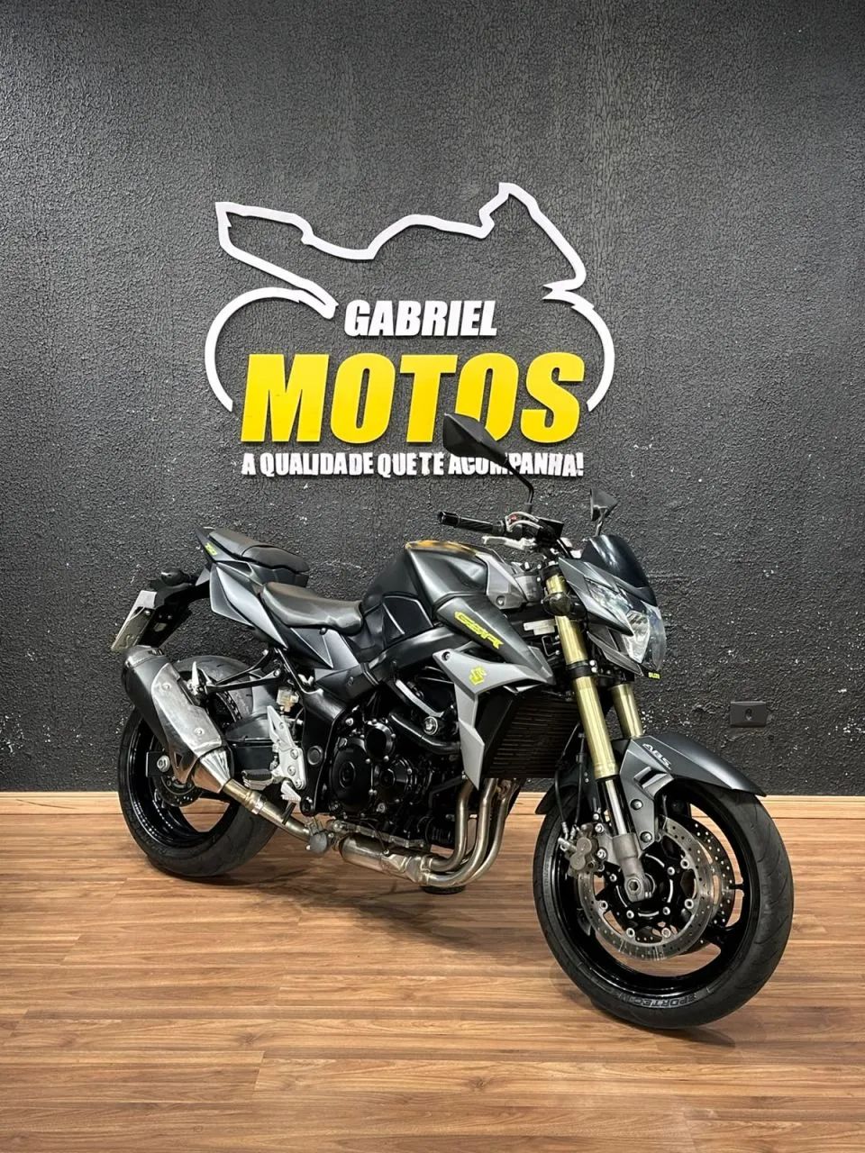 SUZUKI GSR 750  - 2016 - Foto 3