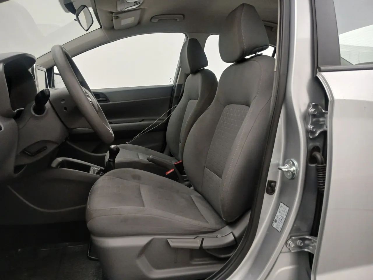 Hyundai HB20S Comfort Plus 1.0 TB Flex 12V Mec., foto 16 de 18