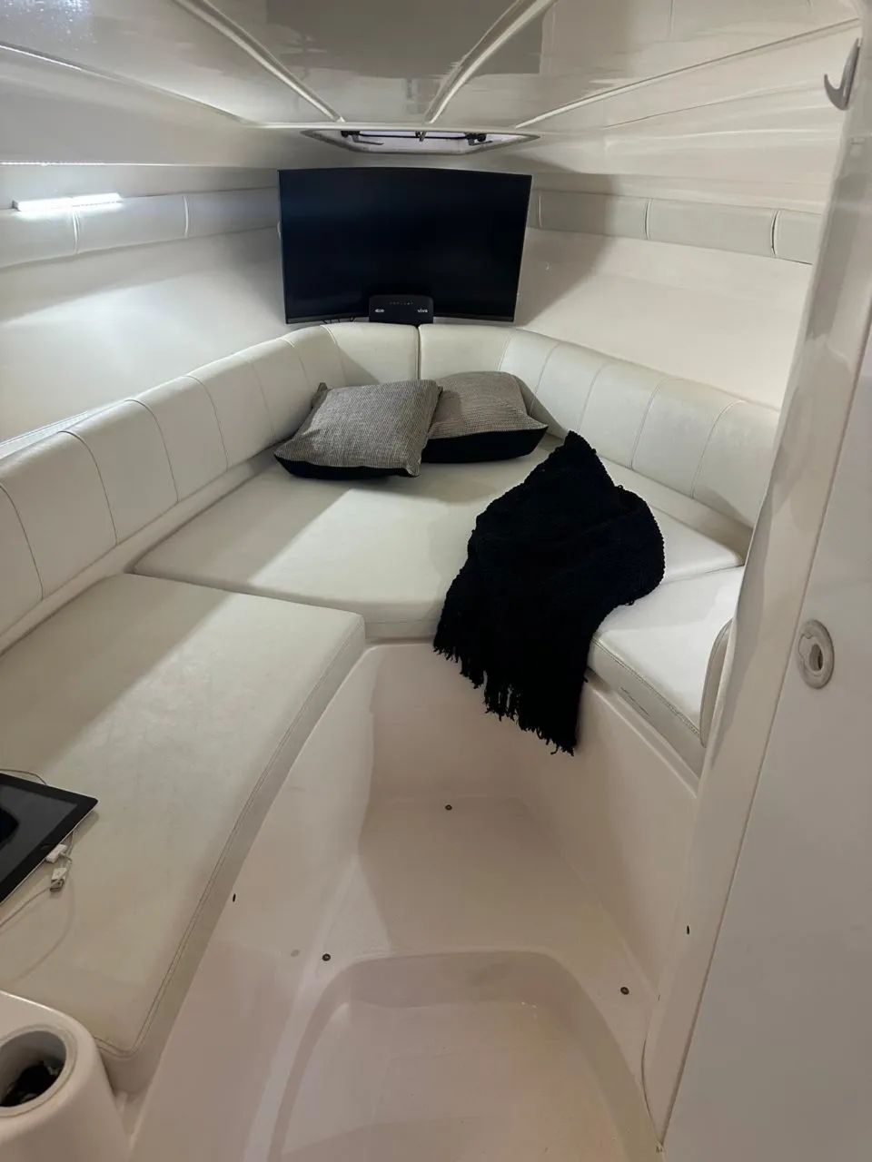 Lancha TRITON 260 - Impecável  - Foto 9