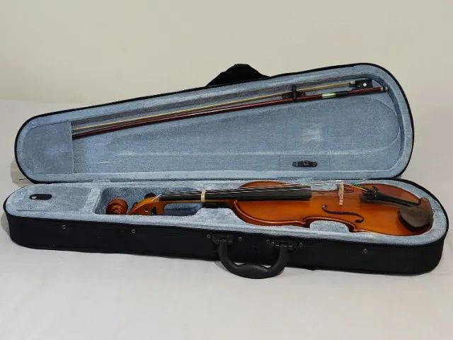 Violino 4/4 Mavis MV 1413