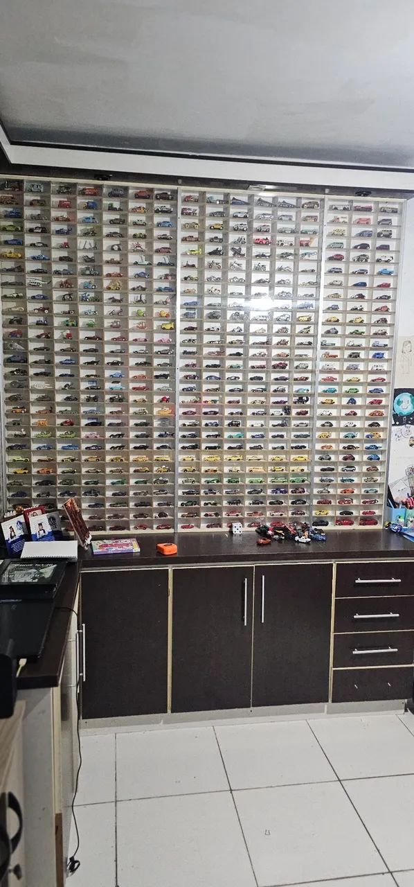Coleção carrinhos estante temáticos hot wheels  - Foto 3