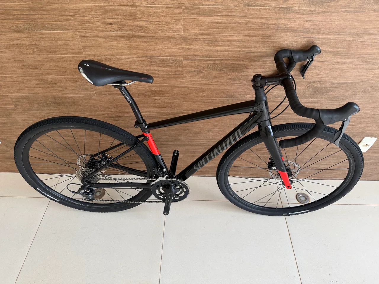 Bicicleta Specialized Diverger 52 ano 2022 - Foto 2