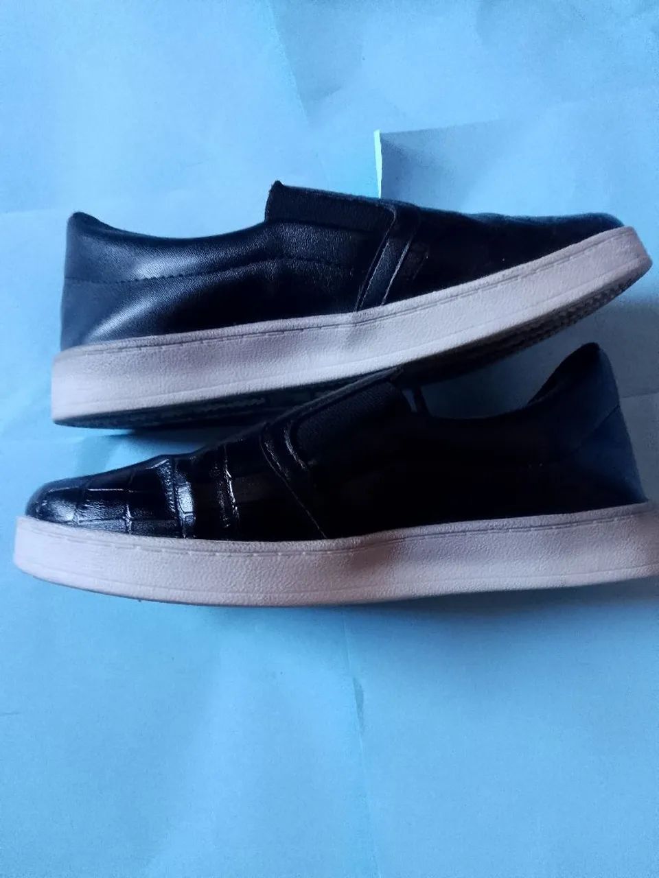 Tênis Sem Cadarço Slip On Preto - Foto 2