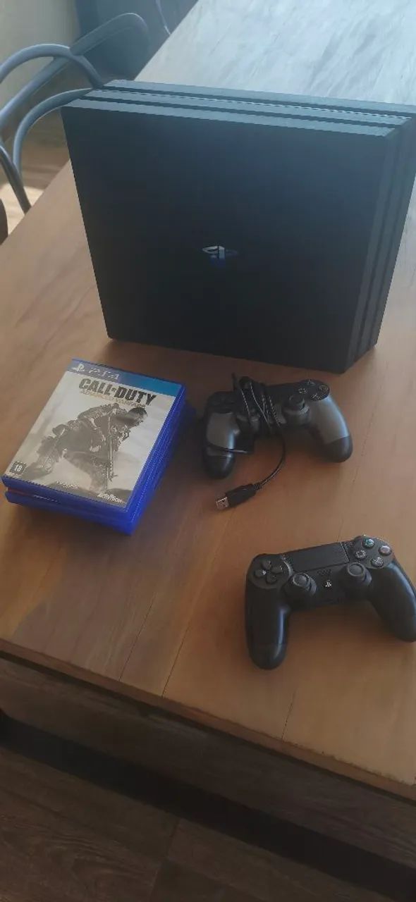 PS4 >  "PRO"  - 1 T   -  4 K   - Foto 4