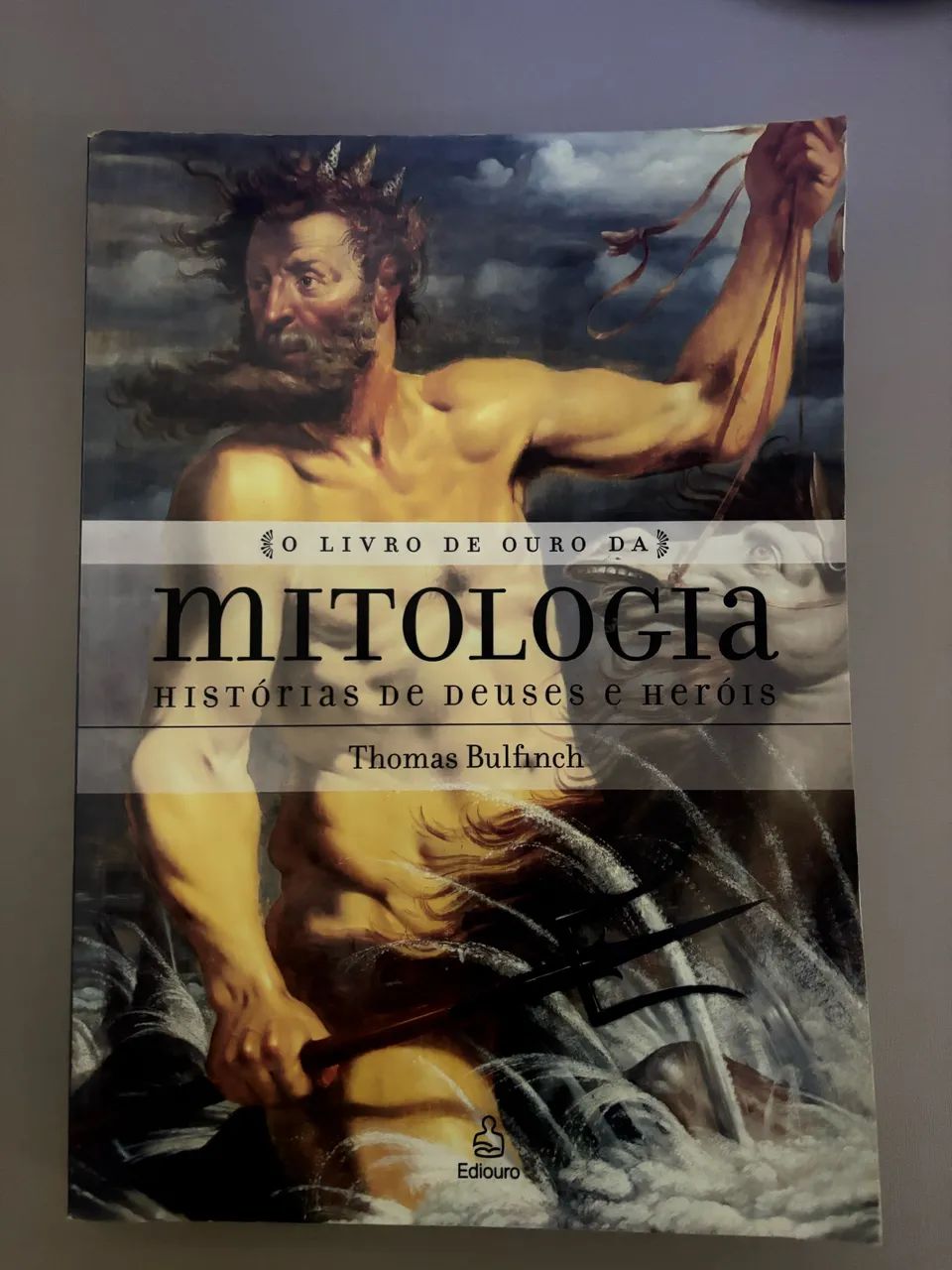 O Livro de Ouro da Mitologia 